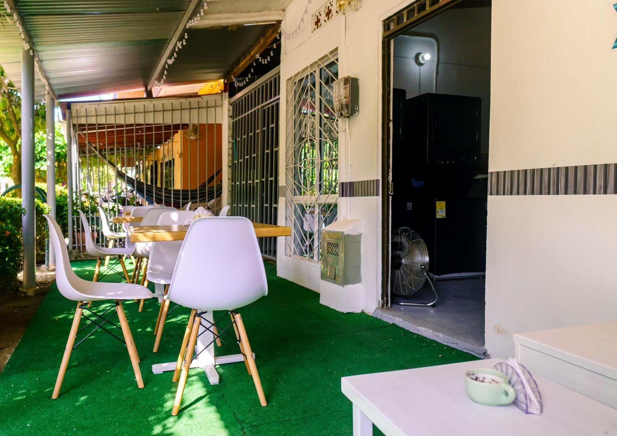 Mi Pueblo Natal Aptos Y Habitaciones Necoclí Exteriér fotografie